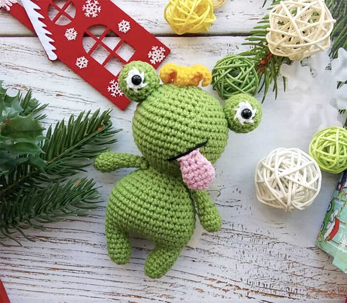 Free Amigurumi Frog Pattern for Beginners